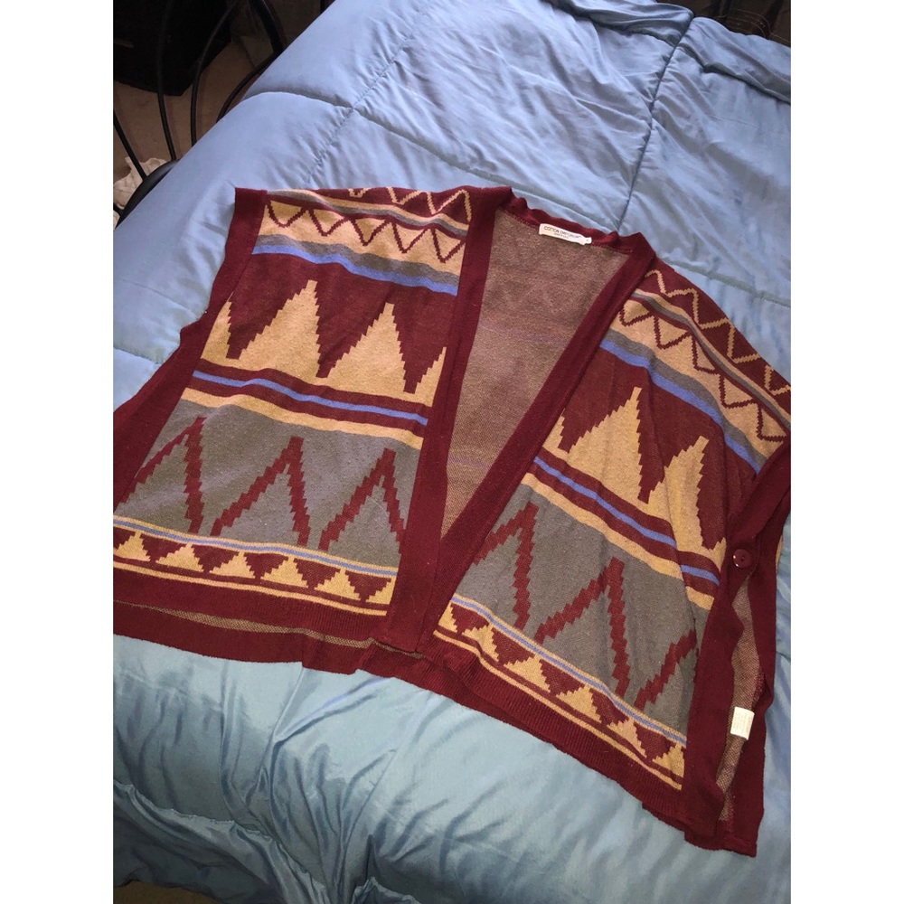 Off the shoulder tribal cardigan